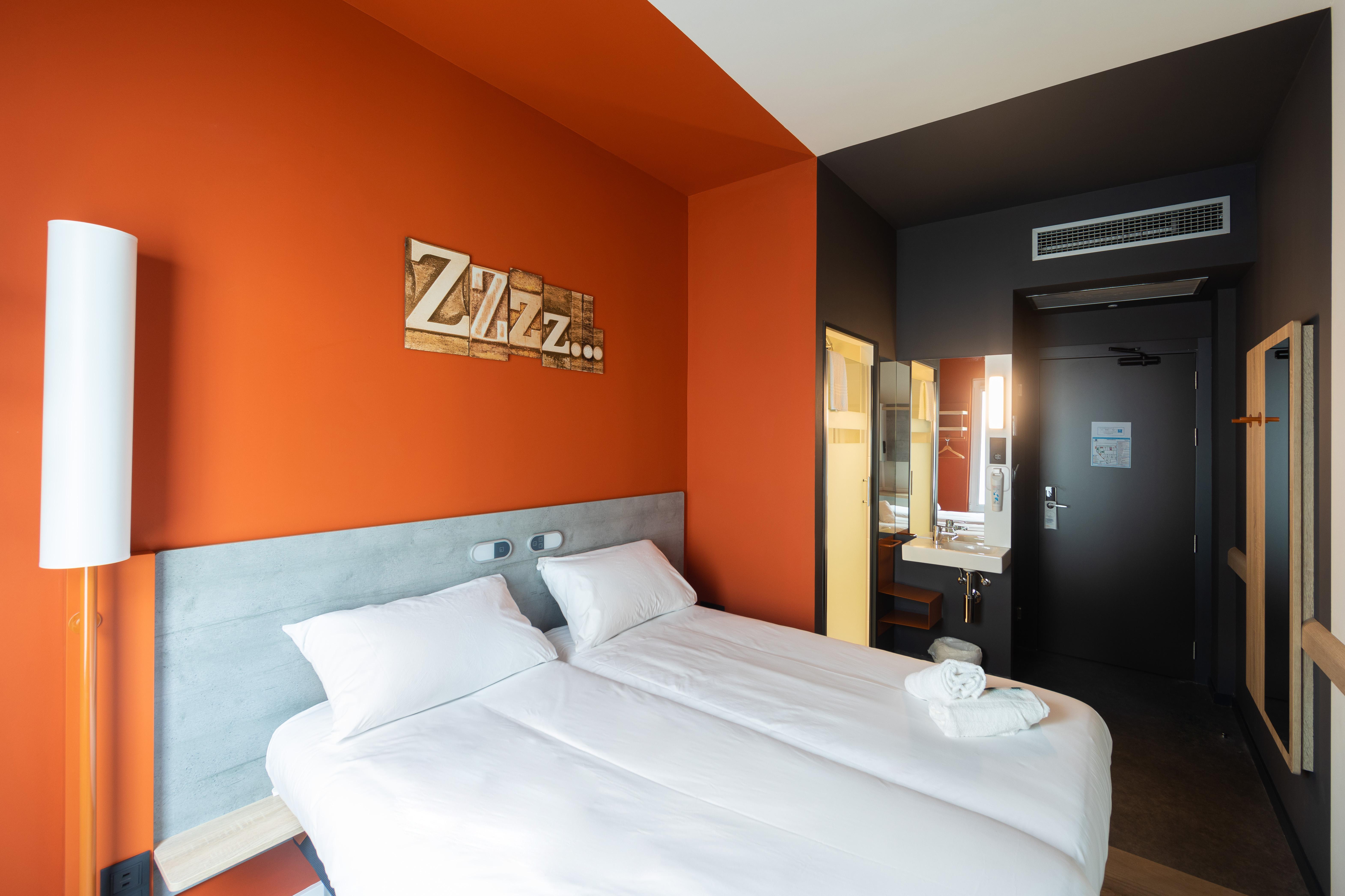 Ibis Budget Madrid Centro Lavapies — Zdjęcia 1